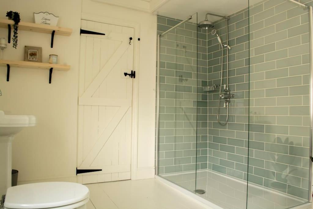 Lovely 3 Bed House In The Heart Of Cheltenham Zewnętrze zdjęcie